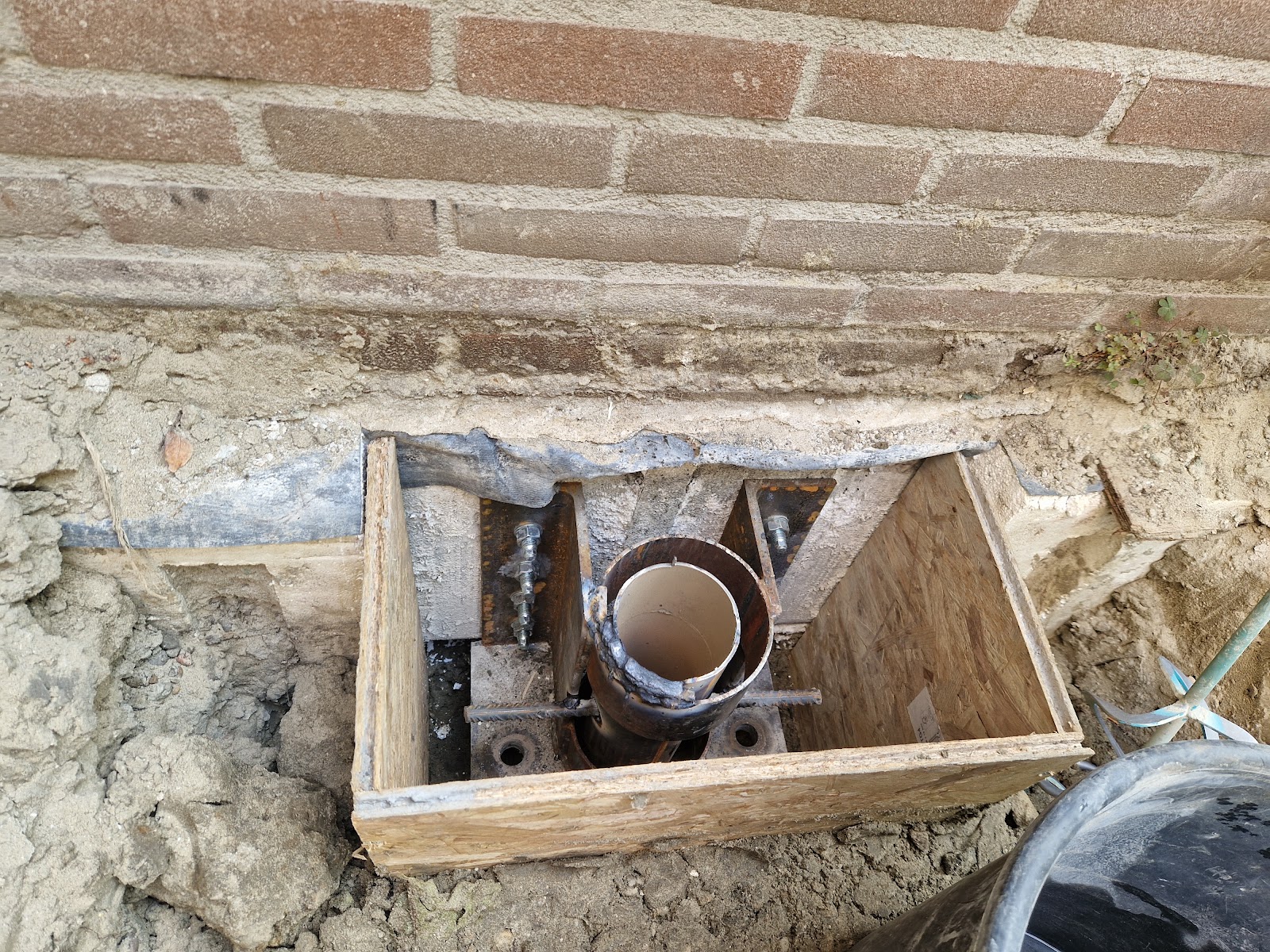 Aanbouw Verzakt