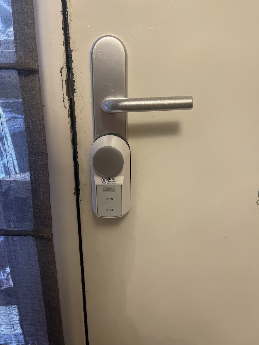 Stoop-Secure